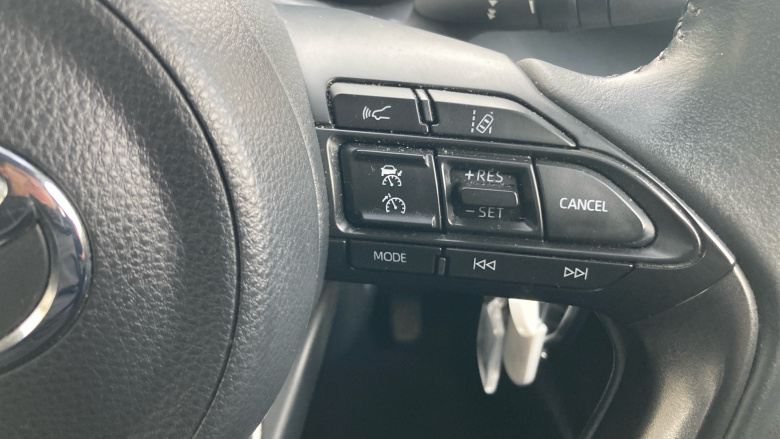 Toyota Yaris 1.5 Hybrid Design 5dr CVT Hybrid Hatchback